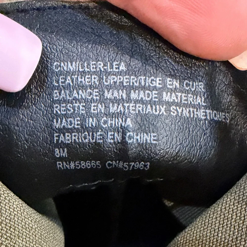 Caslon Chelsea Boots Women’s 8 Green Suede Water Resistant Pull On NWOB